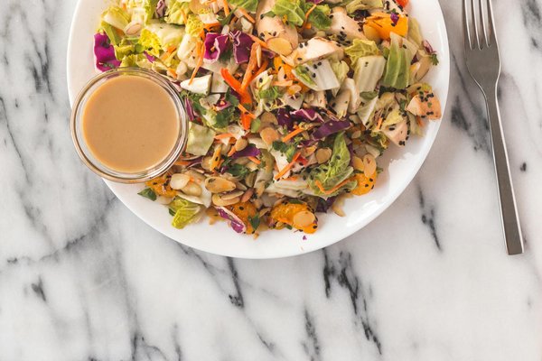 Duel Culinaire : Restaurant Familial Contre Fast Food – Qui Remporte le Match ?